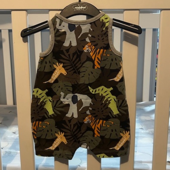 Baby Gap sleeveless romper, Safari Animal print, 3-6 months - Picture 5 of 5